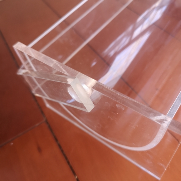 Clear Acrylic Bagel 5" x 12" Cradle / Biscuits Stand Serving Tray With Handle - Picture 2 of 8